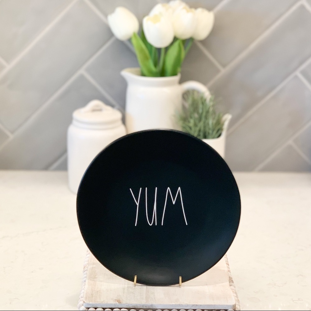 🚨 LAST CHANCE. CLOSING 9.16 🚨 Rae Dunn YUM Black Ceramic Salad Plate